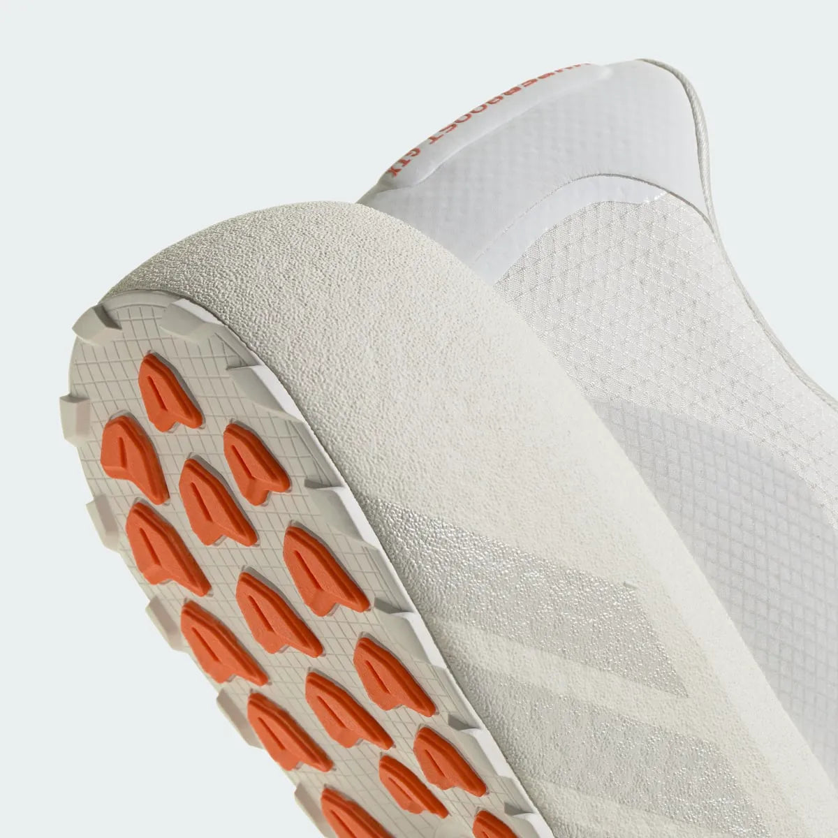 Trail Running White