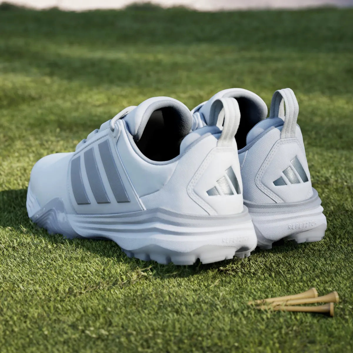 Golf White