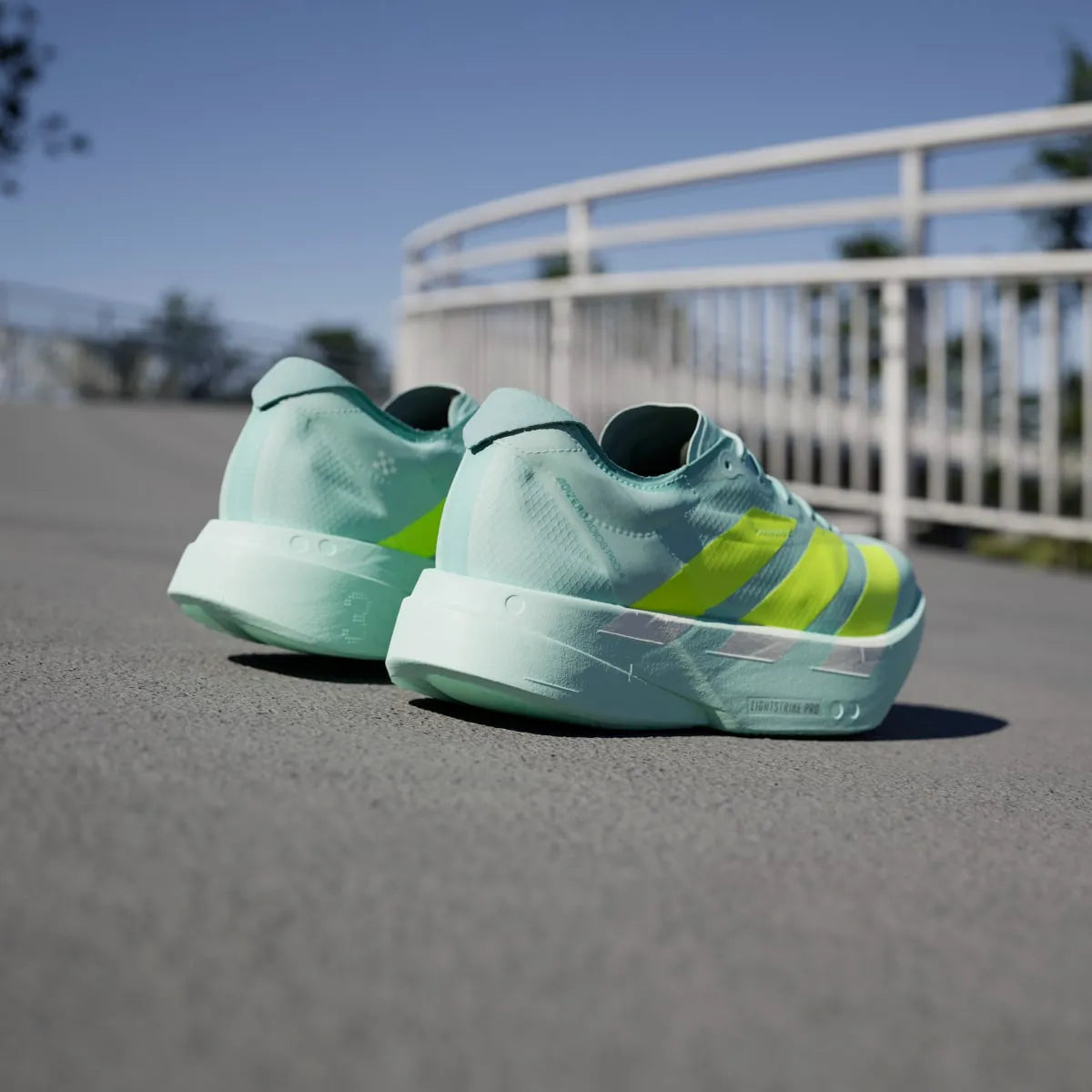Running Turquoise