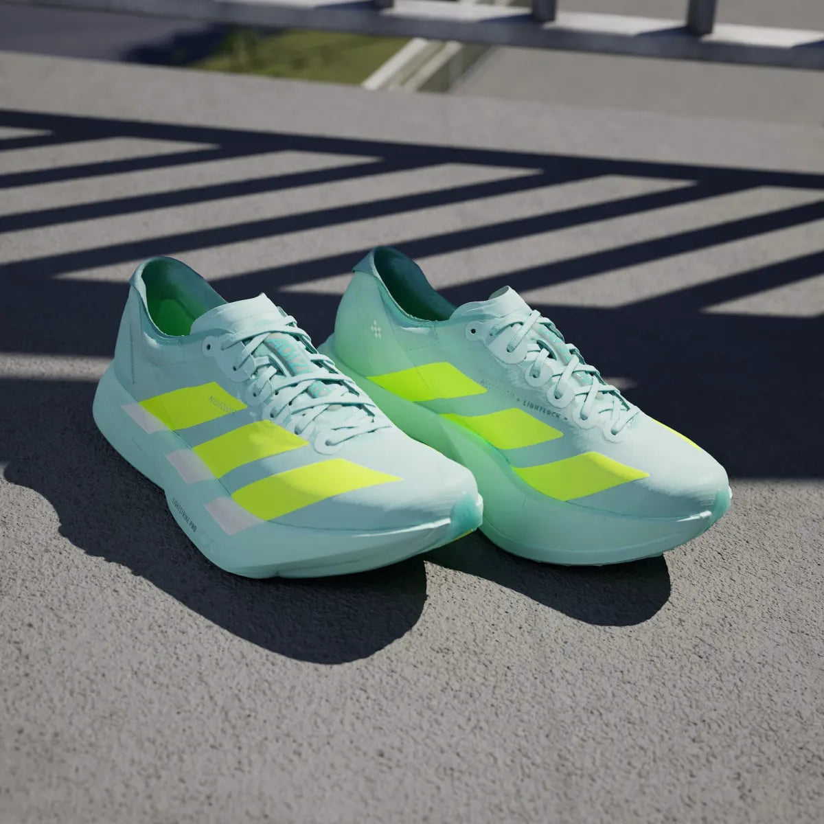 Running Turquoise
