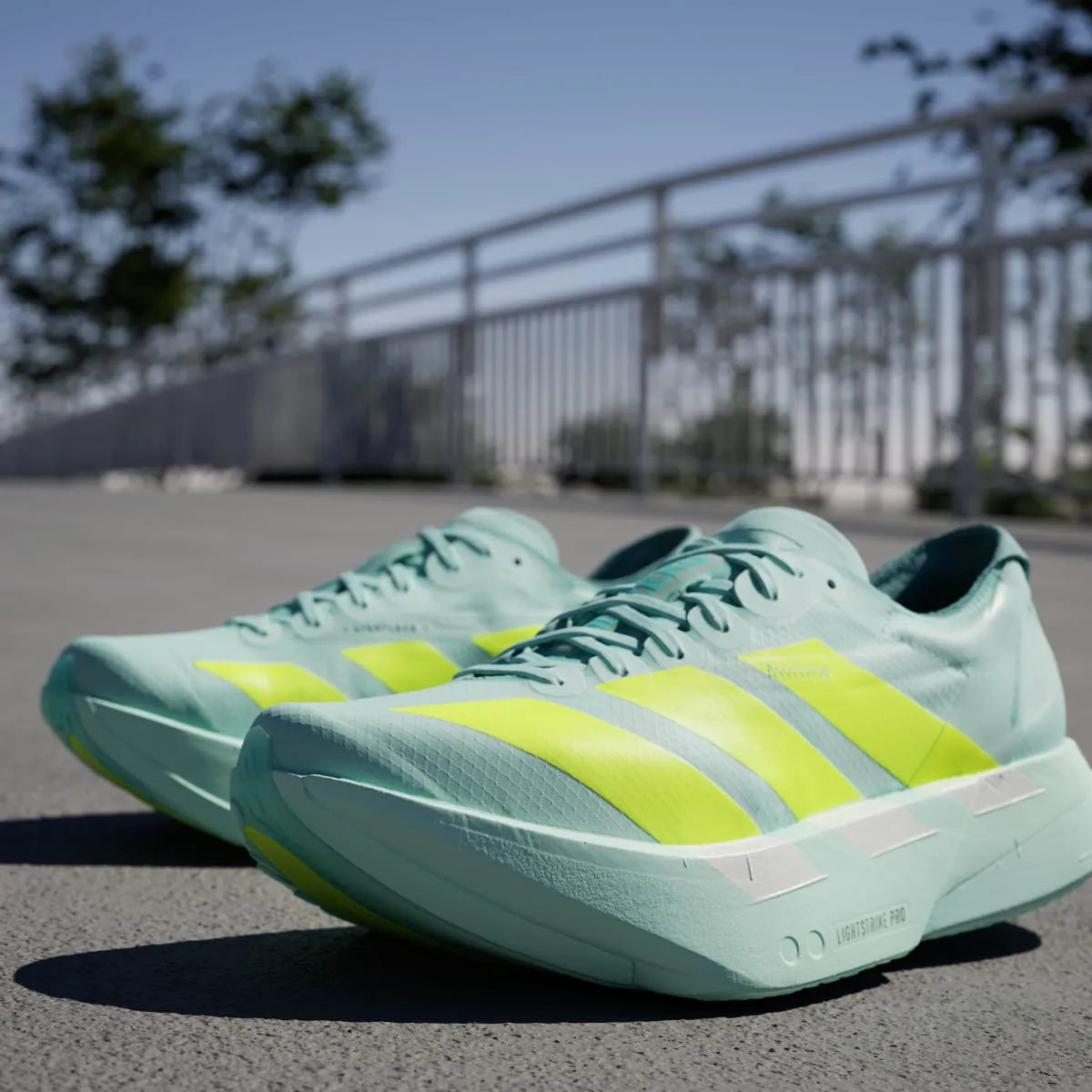 Running Turquoise