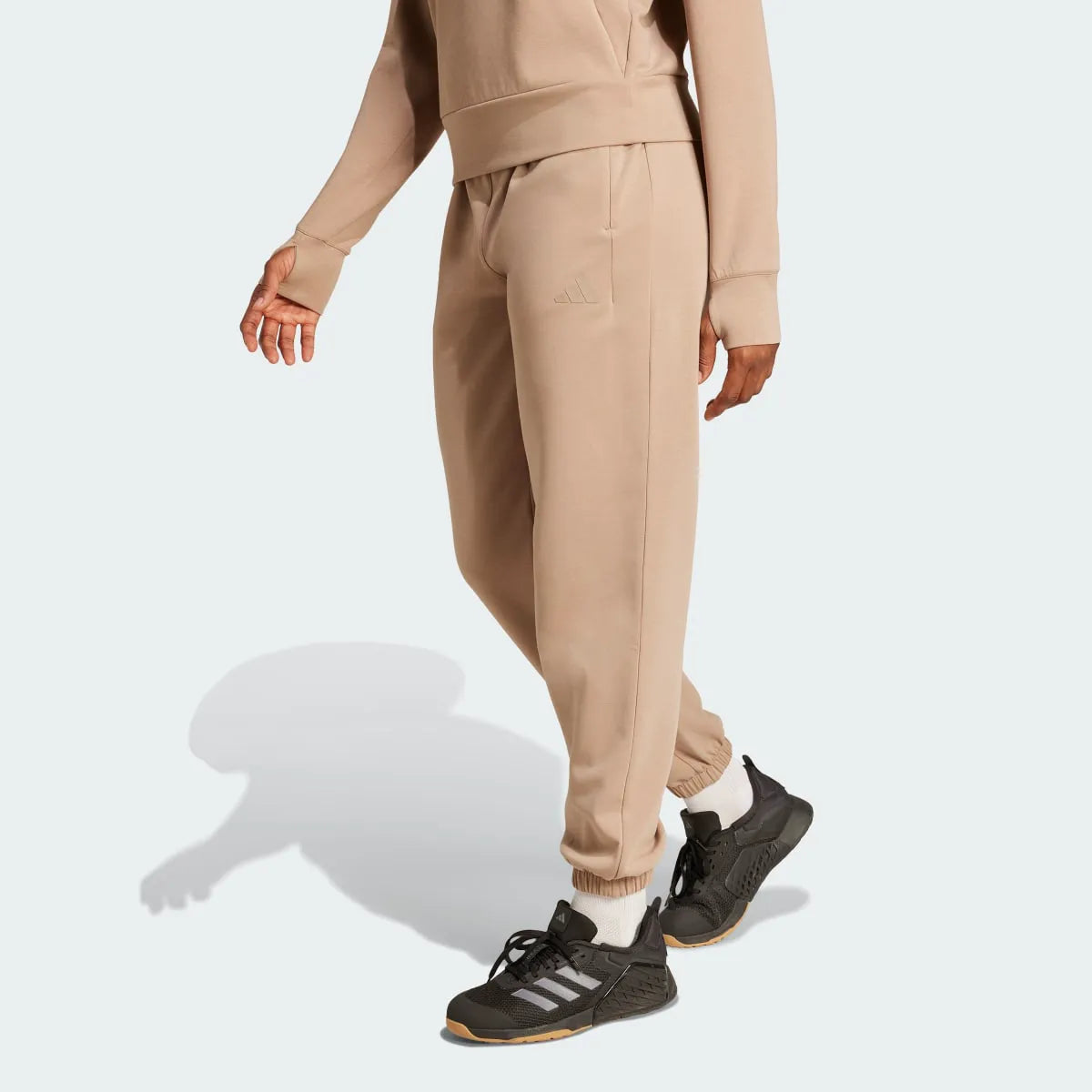 Weightlifting Brown