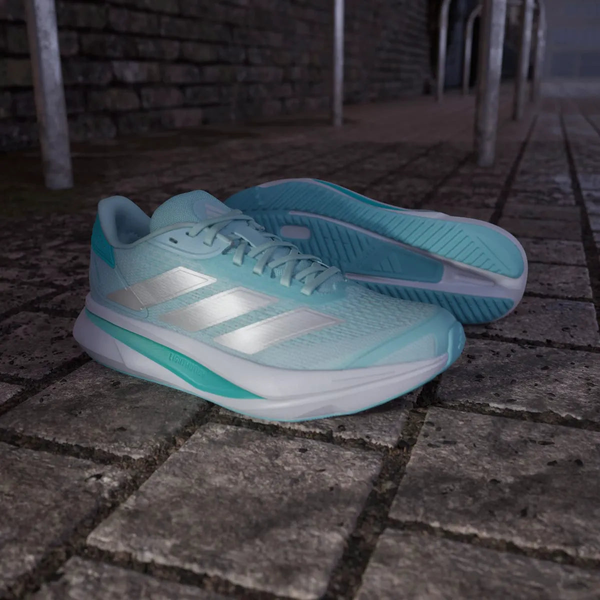 Running Turquoise