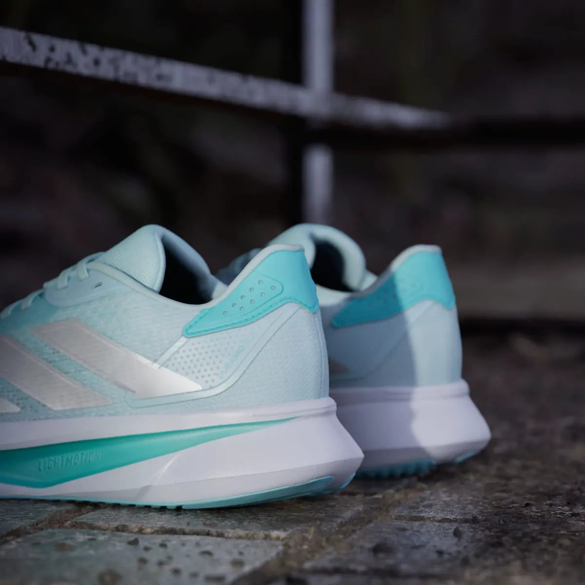 Running Turquoise