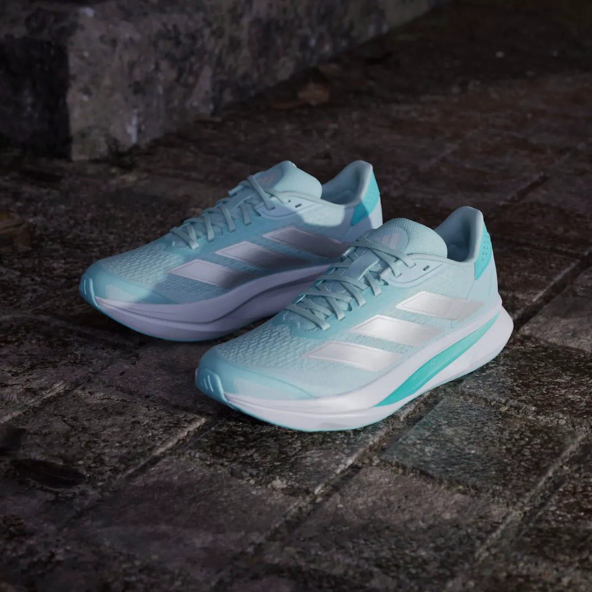 Running Turquoise