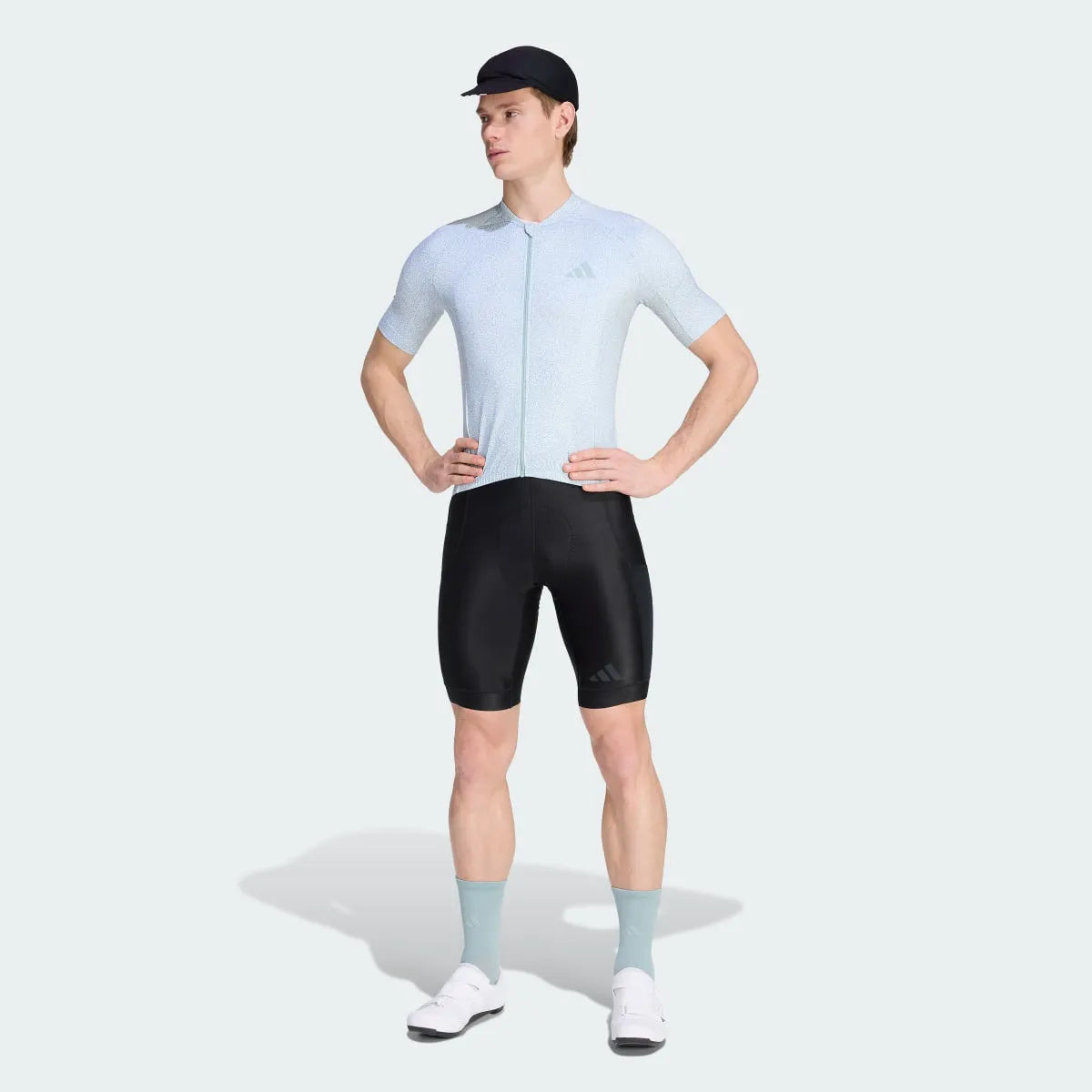 Cycling Black