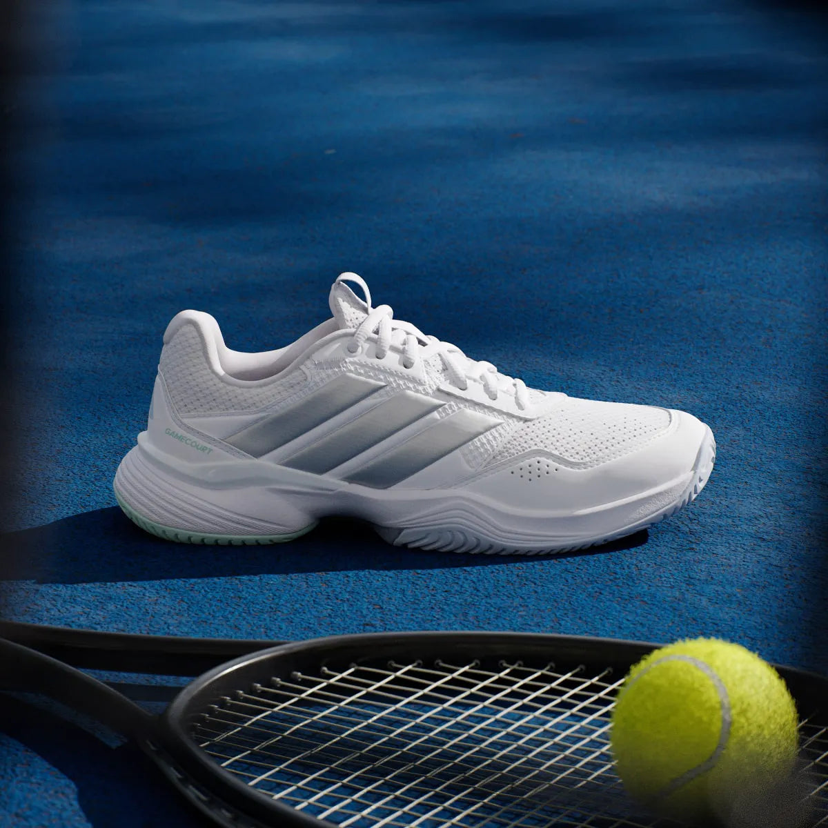 Tennis White