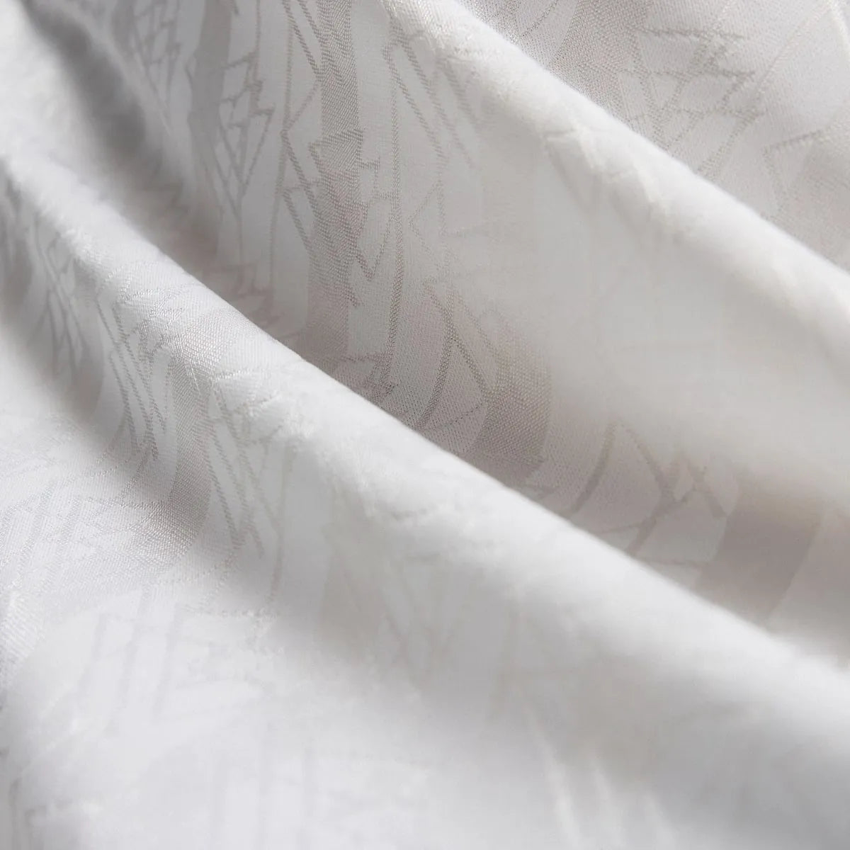 Lifestyle White