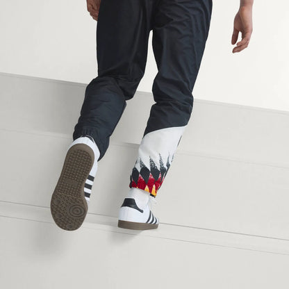 Lifestyle Black