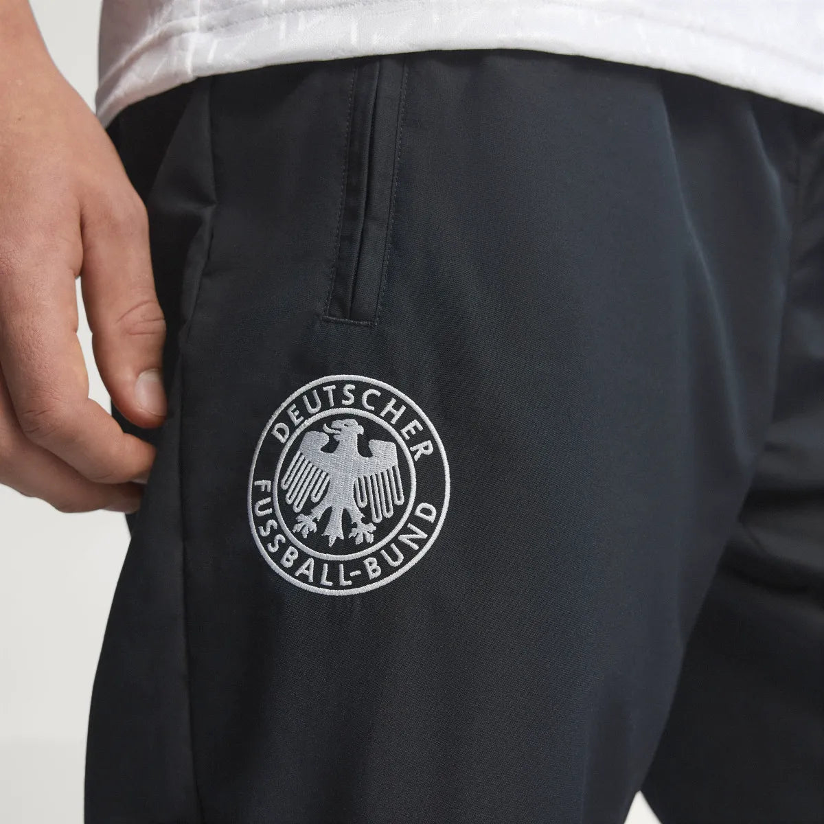 Lifestyle Black