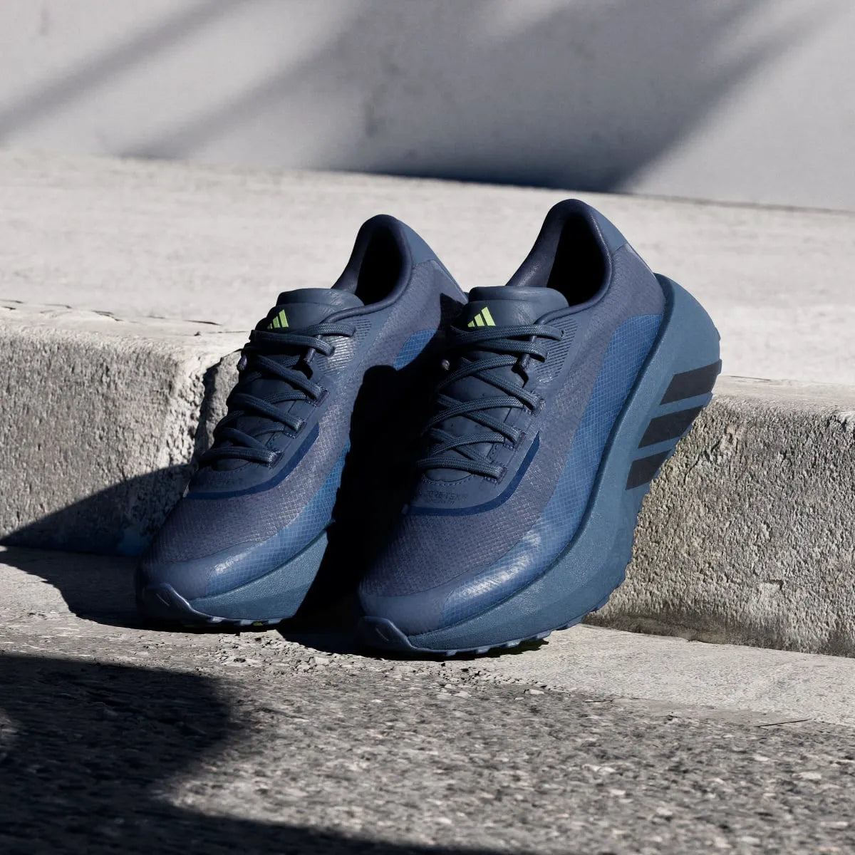 Trail Running Blue