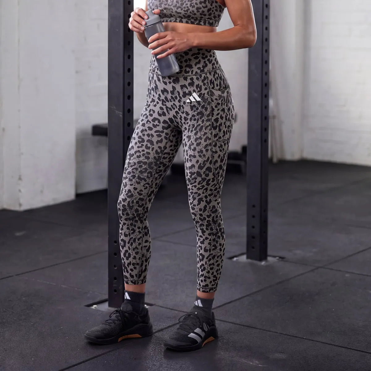 Weightlifting Brown