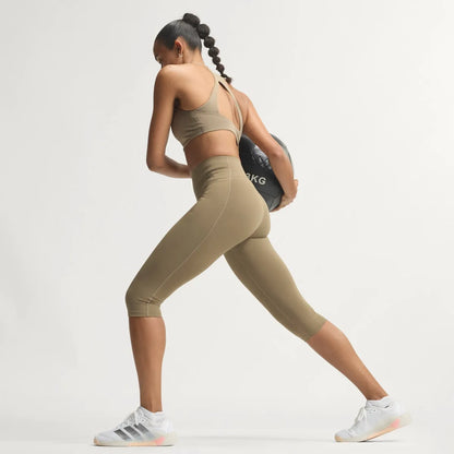 Weightlifting Beige