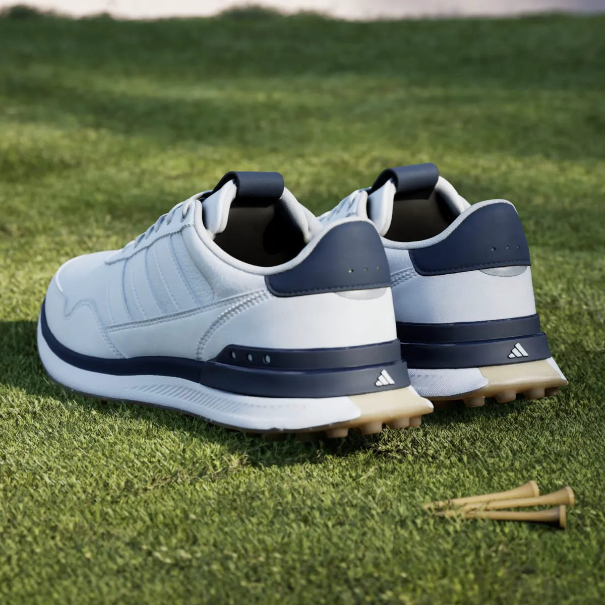 Golf White