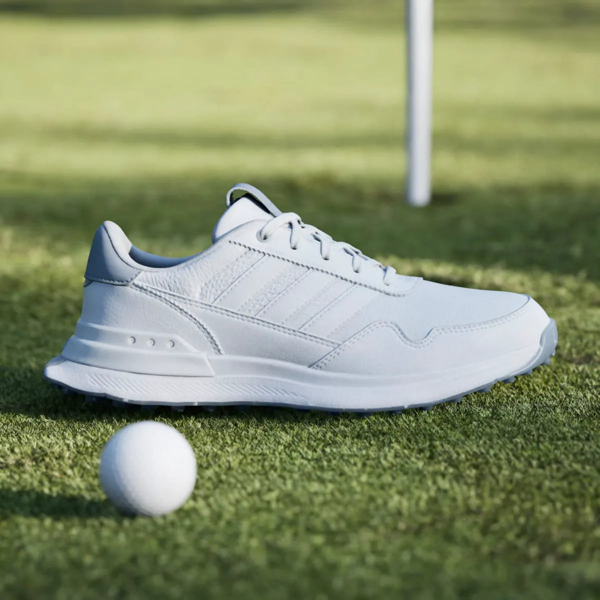 Golf White