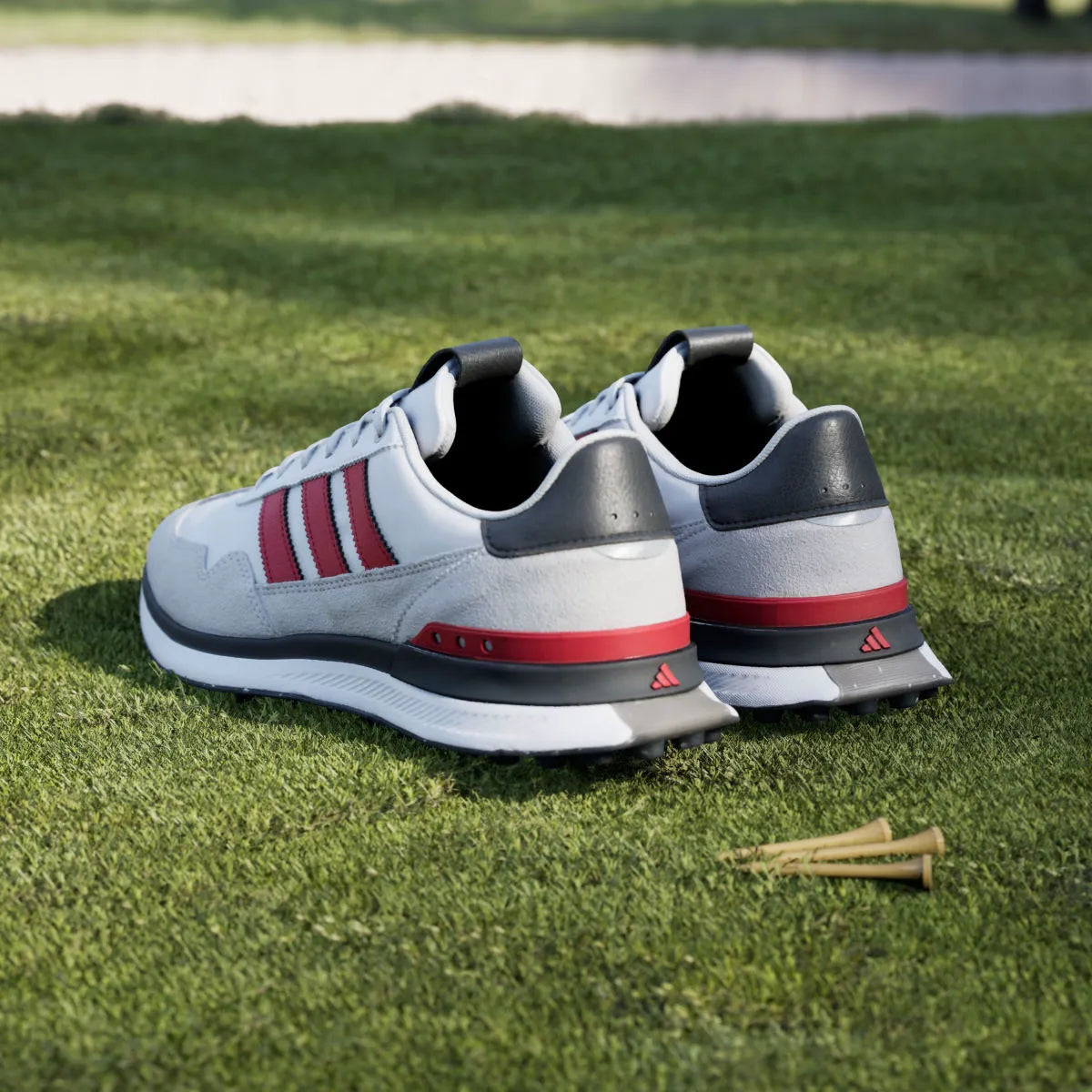 Golf White